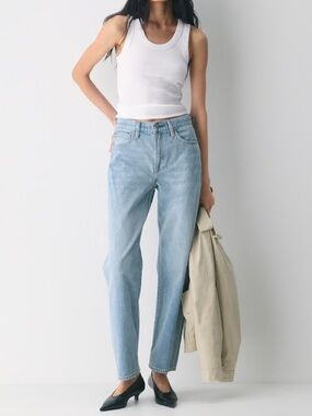 NEW Aritzia Denim Forum The 90’s Marlo Hi-Rise Baggy Jeans (Size 25)